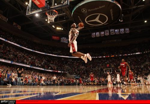 混团世界杯：国乒首败诞生！梁靖崑错失4赛点，不敌法国小勒布伦（混合团体世界杯：国乒遭遇首败，梁靖崑连丢四赛点不敌法国小勒布伦）