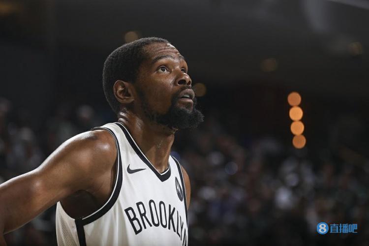 国乒香港训练！王楚钦一身黄好亮眼，莎莎苦练反手，陈幸同回归（国乒香港集训：王楚钦黄装吸睛，莎莎苦练反手，陈幸同回归）