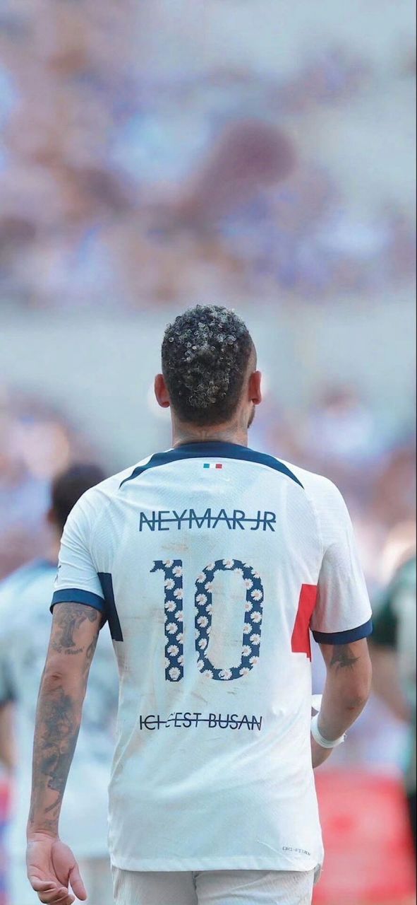 足球报：上海嘉定汇龙将迁至宁波，新赛季目标仍是中甲保级（足球报：上海嘉定汇龙将落户宁波，来季目标依旧是中甲保级）