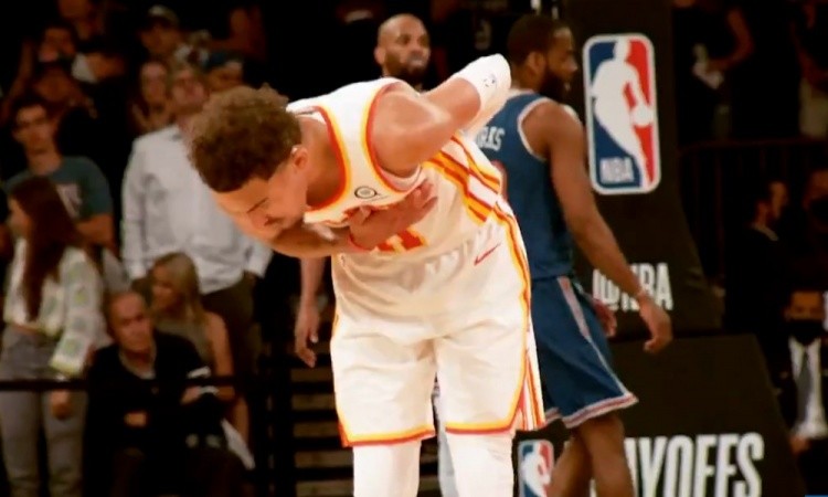 足球中超裁判误判引争议，官方深夜发布说明（中超裁判判罚失误惹争议，官方深夜发文回应）